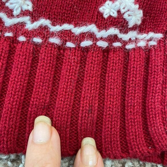 Christmas Cardigan - Picture 6 of 12